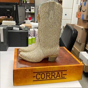 Corral Intricate Cream Boots